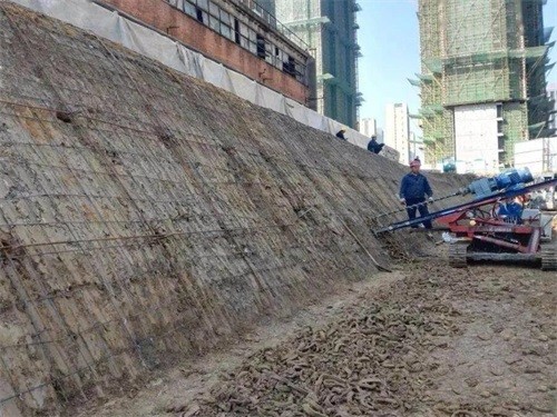 得荣建筑边坡支护